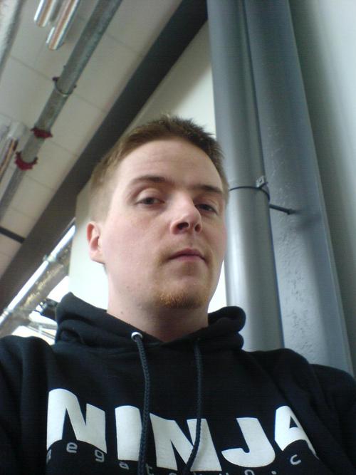 GummiKari's profile picture. A surprizingly knowledgeable merchant of cabbages