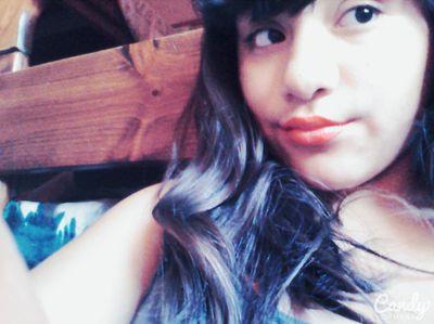 I love to take photos and will follow u back ;-)

love to sing and listen to music ;-)