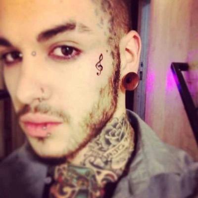 I'm always loyal no matter what I go through. OOC for @ALoyalHowl #TwistedTwilight 21+ RP