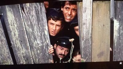 owelcreek's profile picture. Where  was this photo taken, and what movie is my profile photo from? I am not a Bot. 🤖,but a #superelete.