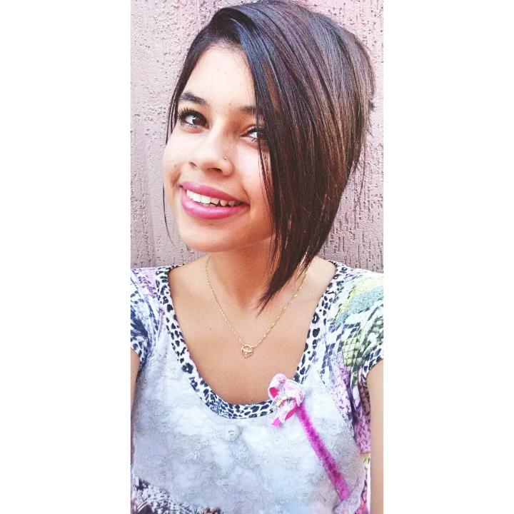 Sem pressa. Sem vírgulas. Sem ponto final. Sem mágoa. Sem dor. Somente amor, por favor. /