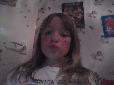 Friends in school on twittter are Andrew,Zoe,Kenzie,Katie,Brooke,Hannah,Nathan and Ayden ✌