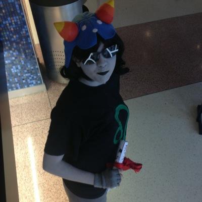 :33 *ac twitches her furiendly whiskers at her furiends* ♥- kismesis: (picture is me)(multiship) #lonas