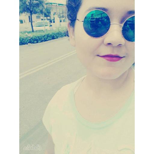 ~No llores,rie ~No sufras,disfruta ~No copies,inventa ~No dudes,hazlo ~No calles,gritalo ~No desistas,vuelvelo a intentar ~No tengas miedo,se valiente:3 *_*