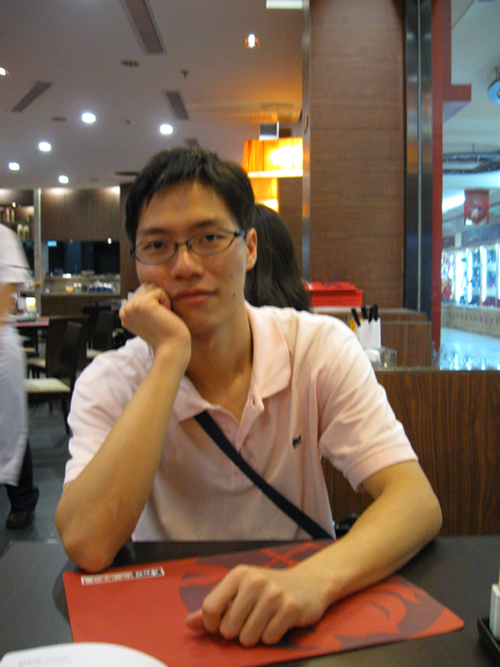 acevery's profile picture. A Chinese, a geek powered by Gentoo, Python, C, and HTML/CSS/Javascript.