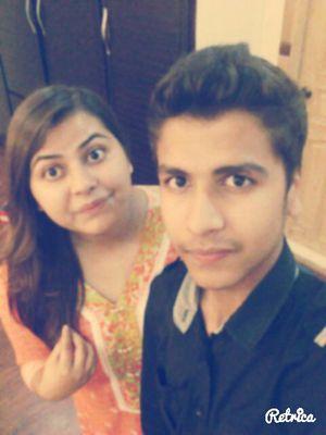 Mahnoor2441997's profile picture. 