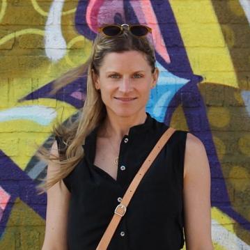 Fiercely Curious & Fiercely Made
Representing Brooklyn makers & artists
http://t.co/VpoXEfEH55
