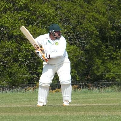 Cricket lover, @pylewellcricket wannabe owner driver and generally a 'nice bloke'. @keeleycricket