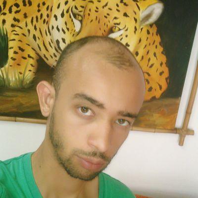 Sou pai de menina atuo no agronegócio sou apaixonado por logística, livros de ficção, cerveja e uma boa prosa na DM.