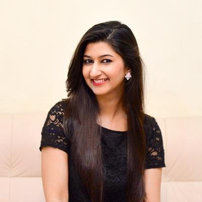 Delhi Based Food Blogger | Loves Baking, Taking Pictures, Cooking Shows, Anything with Glitter, and London