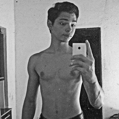 Antes de julgar, conheça. Antes de criticar, faça melhor.