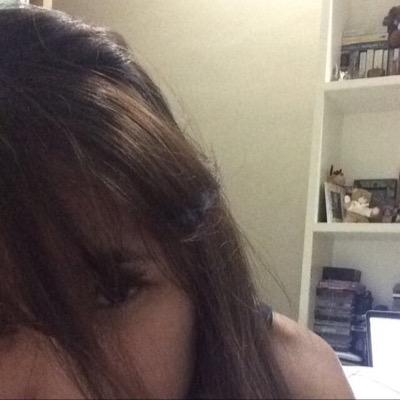 nikkilhx's profile picture. •^•