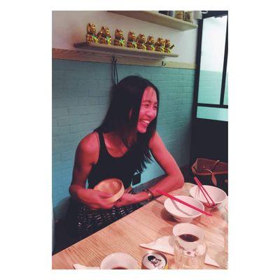 Angela_cpt's profile picture. They call me the 'Bag Lady'. Proudly South Africanese.