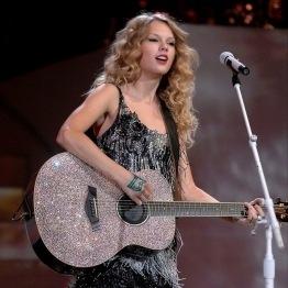 LittleMixYayxo's profile picture. Taylor Swift✨