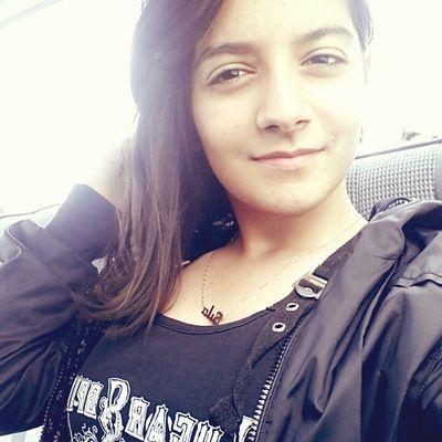 sila_bcr's profile picture. 14 yaşinda kimse tarafinda sevilmeyen kizz