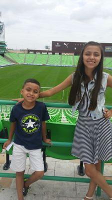 Robflo17's profile picture. 