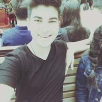 $ Ali $ (@kmpalz) 's Twitter Profile