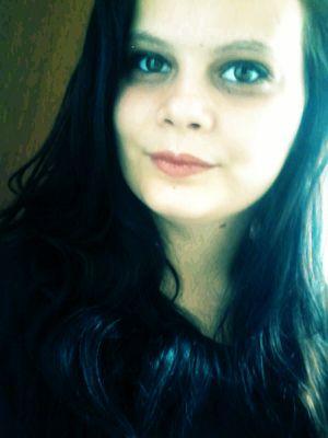 DannyMotti's profile picture. A única coisa que uma mulher gosta mais que diversão, é emoção! Ela precisa sentir o coração bater. Ela precisa... ser caçada por lobos!