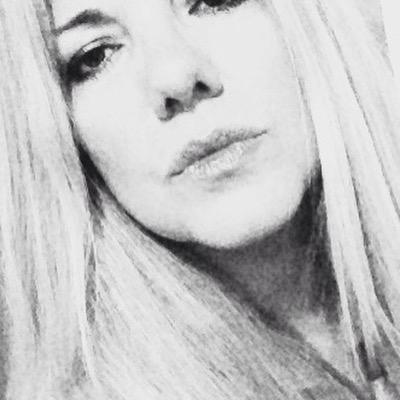 RadioHost / VoiceOver / PNI /Tsu. Producción de Medios Audiovisuales / Lic. Comunicación Social / Operador de Radio♋️ / Social Media Manager / Publicista