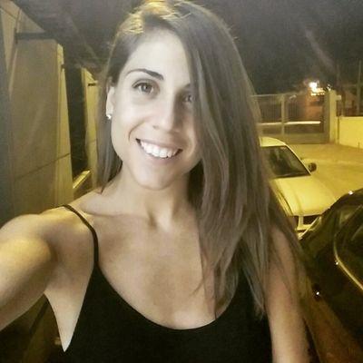 AnaBelen99's profile picture. Licenciada en Odontología ★.Carpe Diem. I have a dream ♥♧ I♥ la pelotica naranja