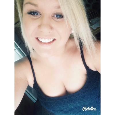 chrissiefarrel1's profile picture. 