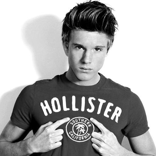 AlexanderRPGYE's profile picture. 20 yo