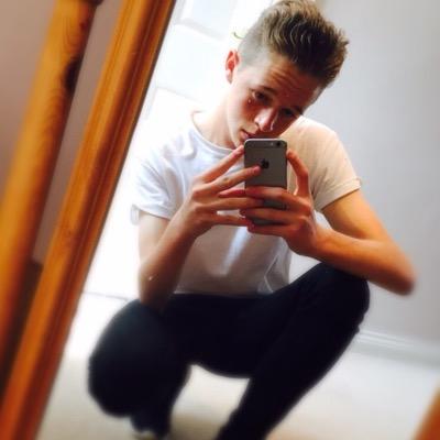 mattyhendrie's profile picture. norwich @private_hendrie