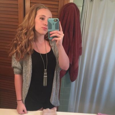 emm_hurl's profile picture. •more issues than vogue•