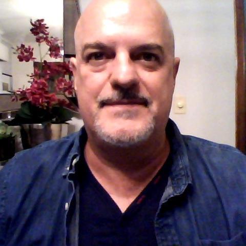 segarmze01's profile picture.