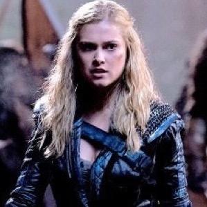 SkyGirlPrincess's profile picture. The stars are only visible in darkness. [Descriptive • Literate • #Bellarke • #Clexa]