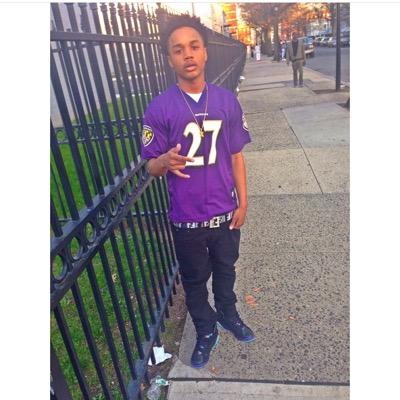really Nigga get money, never chase bitches‼️ 4⃣2⃣↔️1⃣5⃣ CHIRAQQQQ