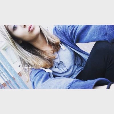 schwrelxs_'s profile picture. 