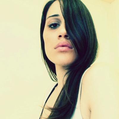 maridefilippis's profile picture. 1 re si inchina solo alla sua regina