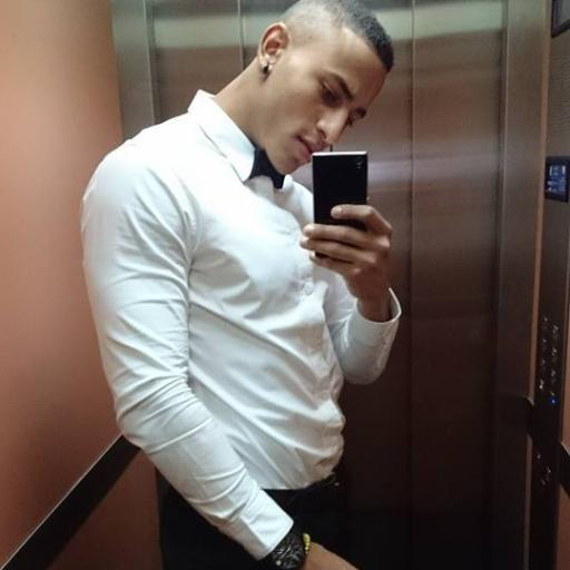 JavierMAcosta's profile picture. Da tu primer paso, no es necesario que veas el camino completo. Solo da tu primer paso. El resto irá apareciendo a medida que camines.
(Las Palmas)