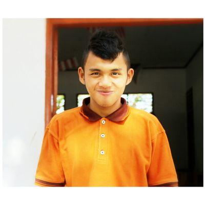 I'm a United|| Manajemen surabaya university 2k15|| Basketball Partof Mylife|| askfm: ervanbiya || idline:ervanbiya || ig:ervan.biya