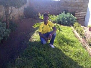 thembelani_sesh's profile picture. 