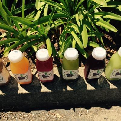 Sacramento's premiere, local, 100% organic, cold-pressed juice blends, artisan nut/seed milks and superhero coffee.