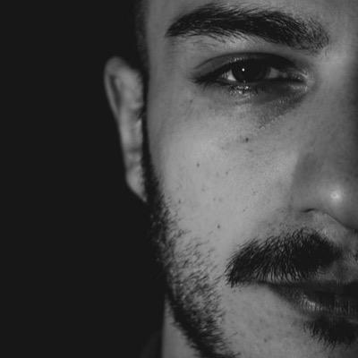 Daniele91cs's profile picture. seguimi seguimi seguimi giù, tra gli alberi il cielo non vede l'amore qua giù...