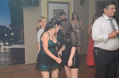 AngioiAny's profile picture. quiero un t xtraño y un te quiero