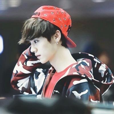 faveship9's profile picture. please follow @LUHANFTSEHUN