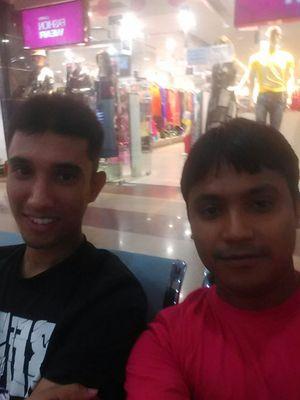 318b6ee78a36475's profile picture. 