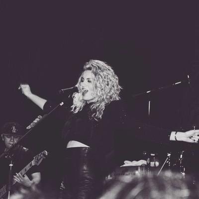 The official @torikelly fanbase-Followed by Tori on 11•24•13- @thesinclair 11•17•13- met Tori 12•10•13 and 6•23•15