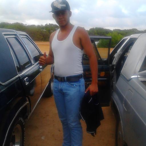 Elhernan17's profile picture. empresario