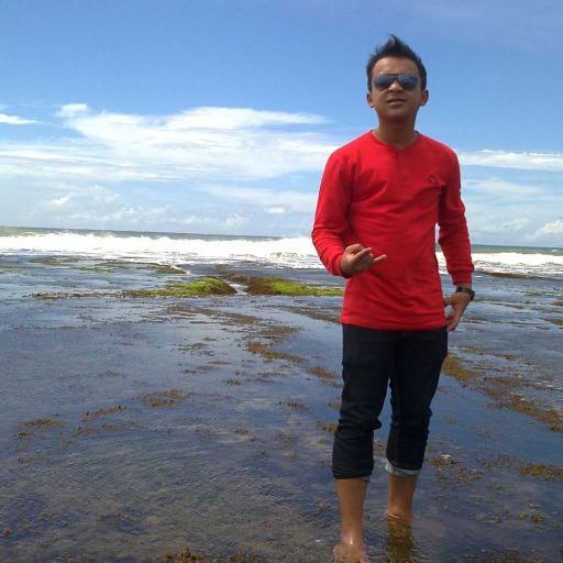Hidup memang indah dengan kepribadian yang indah dan akan ku kejar ombak paling ganas.