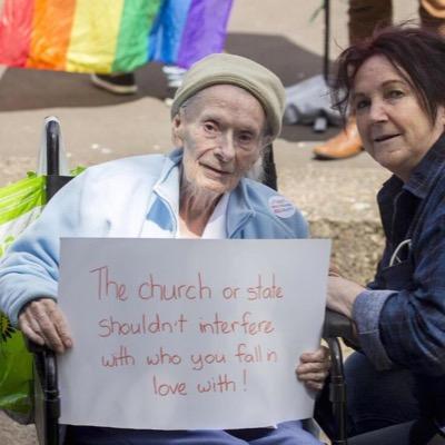 tibetnero's profile picture. ...e per un istante ritorna la voglia di vivere
a un'altra velocità...