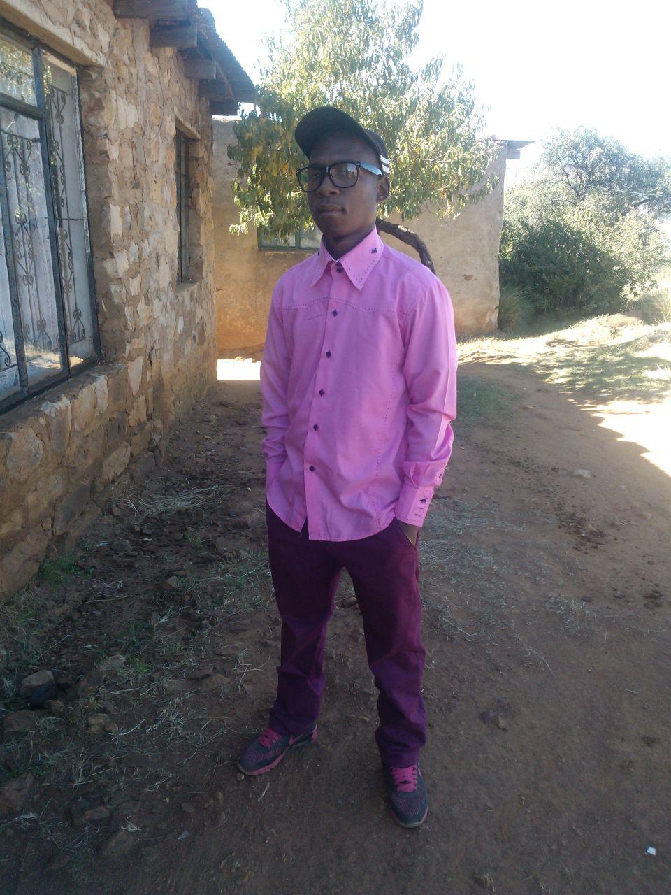 MthethoFikile's profile picture. 