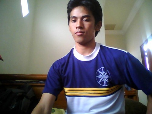 Maswek's profile picture. Orang yang paling aku sukai adalah dia yang menunjukkan kesalahanku. (Umar bin Khattab)