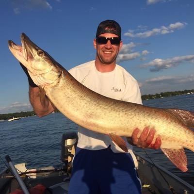 Musky Hunter, Professional pilot, If it was easy, everyone would be doing it