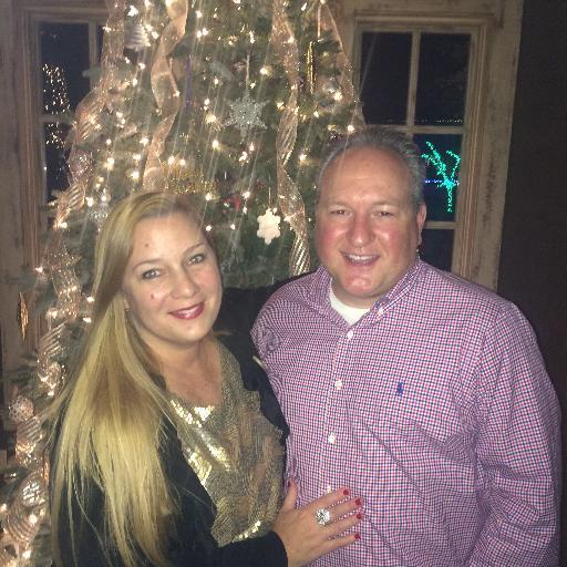 JuliBeasonGreen's profile picture. Wife to Darren. Mom to Madi, Milli & Sophi. Love my family! Soccer mom ⚽️ Go Pokes!