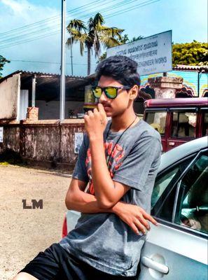 Arshad889281146's profile picture. 